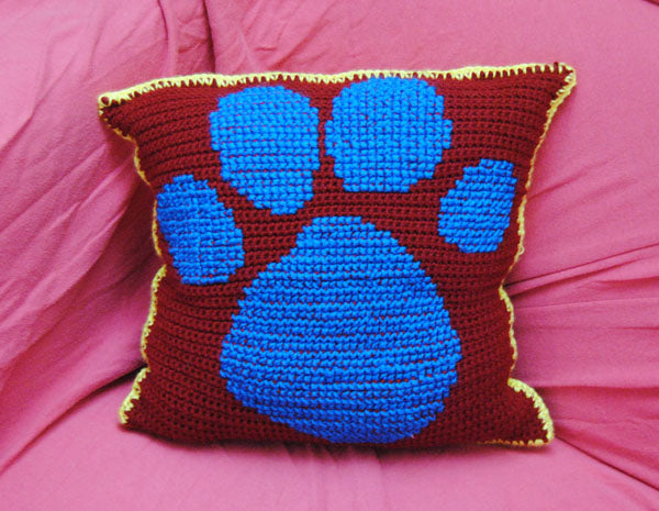 Custom Crochet Character Pillow – Made to Order (Pixel-Style Panel)